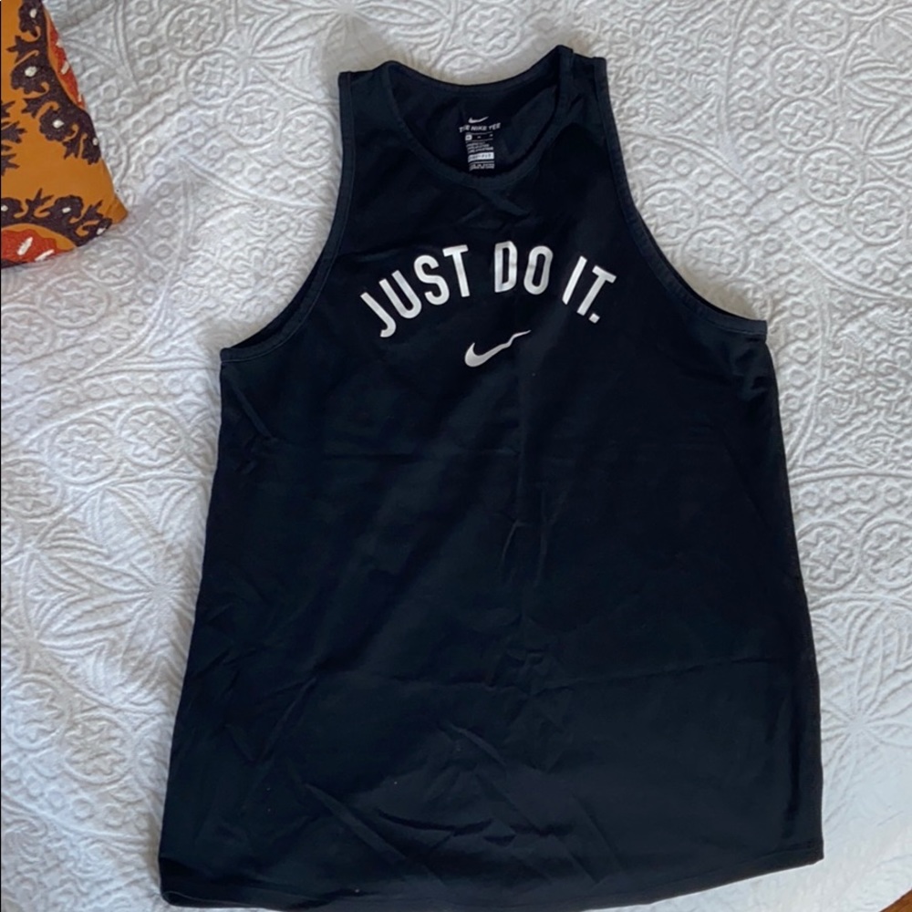 Nike tank